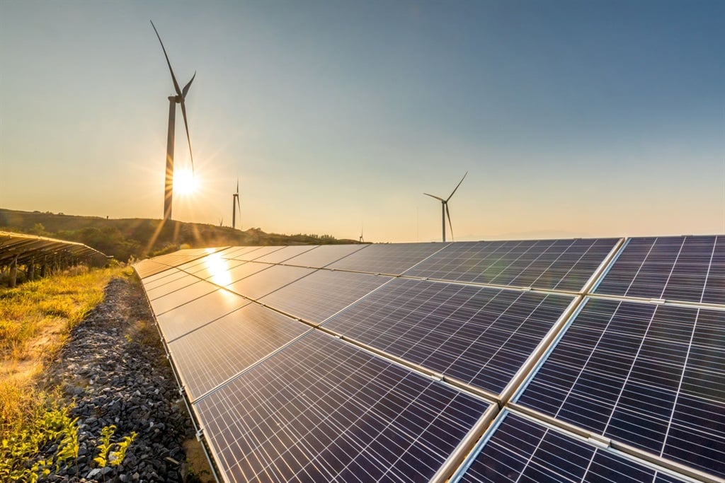 News24 | 400 Rugby Fields: Construction Begins on South Africa’s Largest Hybrid Solar and Wind Power Project